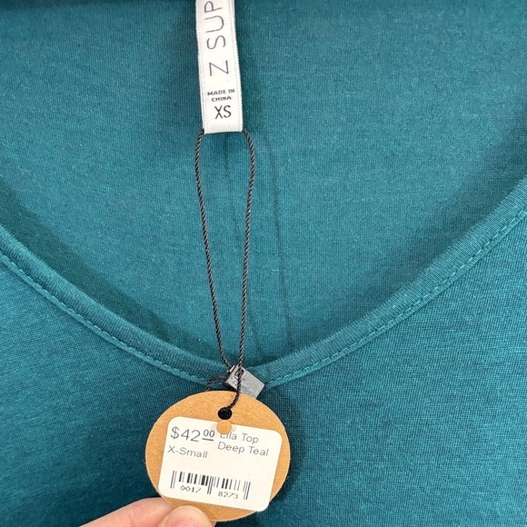 Z Supply Green and Blue Asymmetrical 3/4 Sleeve Blouse - Picture 3 of 4